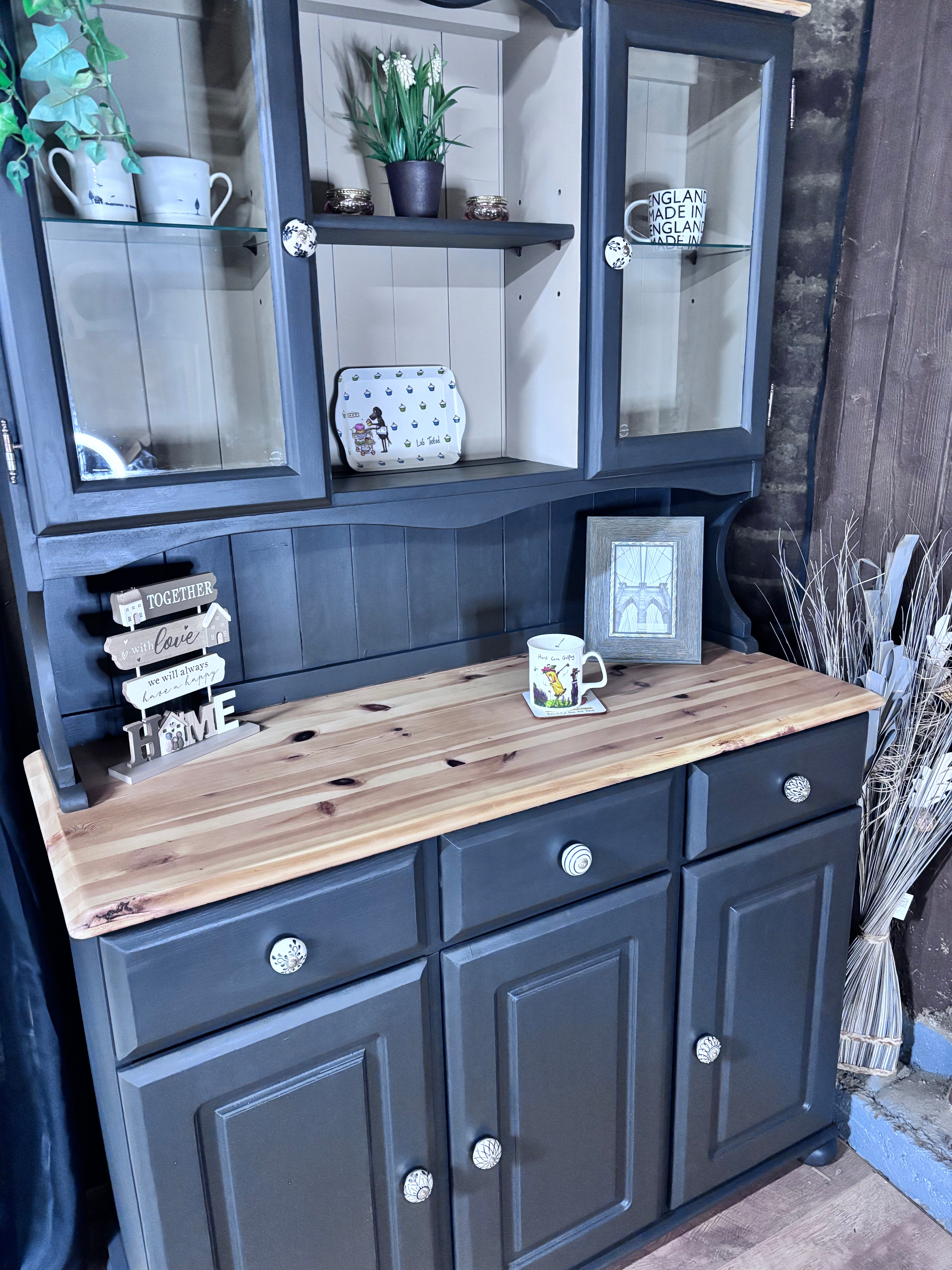 Painted Furniture Beautifully Upcycled & Restored Pieces | Railton Interiors Painted Furniture Beautifully Upcycled & Restored Pieces | Railton Interiors