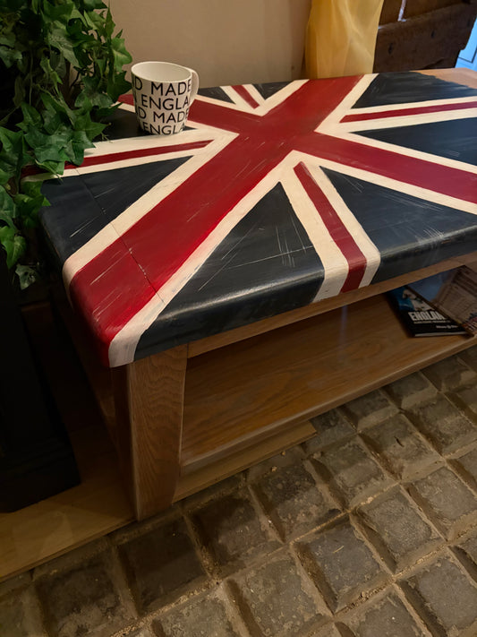 Union Jack Table