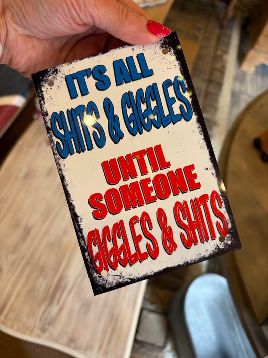 Plaque Giggles &….